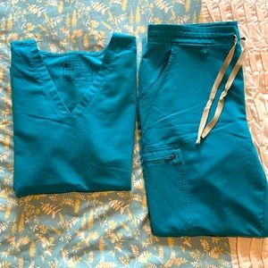 Figs Teal Scrub Set - Medium